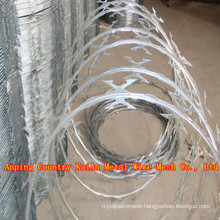 Galvanized Concertina Bared Wire Fence /Galvanized Razor Wire / PVC coated razor wire / barbed wire( 30 years factory)